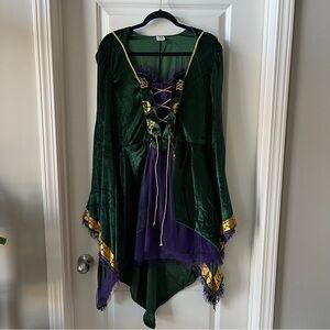 Disney Hocus Pocus Green Dress